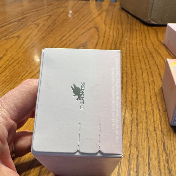 Pop Mart BIG INTO ENERGY Phone Charm - Picture 5 of 7